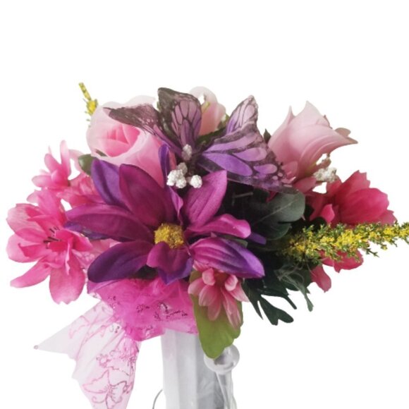 Cemetery Flowers in Spiked Cone  🌺 - Picture 4 of 9